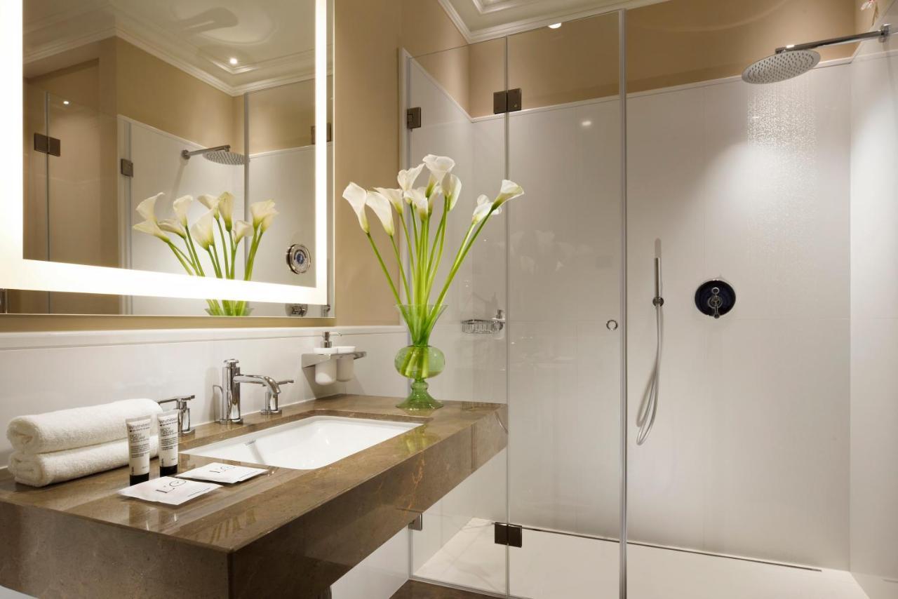 Hotel L'Orologio Roma - Wtb Hotels Εξωτερικό φωτογραφία